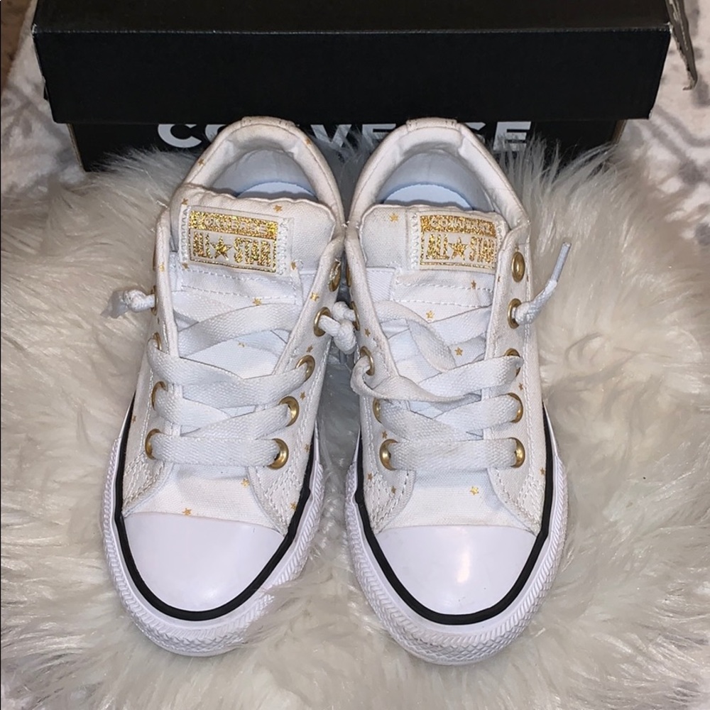 Little girl Converse. Size 12c (toddler)